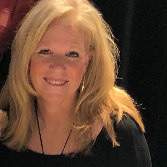 Meet your Posher, Brenda - Picture 1 of 1